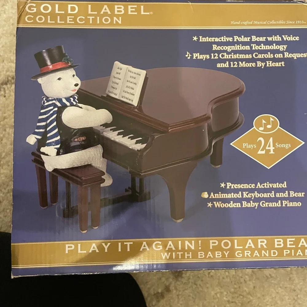 NEW in Box Vintage Mr Christmas Gold Label Polar Bear Animated Musical Piano
